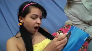 Xvideos brasileiro pai coroa ensinando a filha inocente e foder gostoso